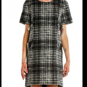Banana Republic Black and White Dress Size 6